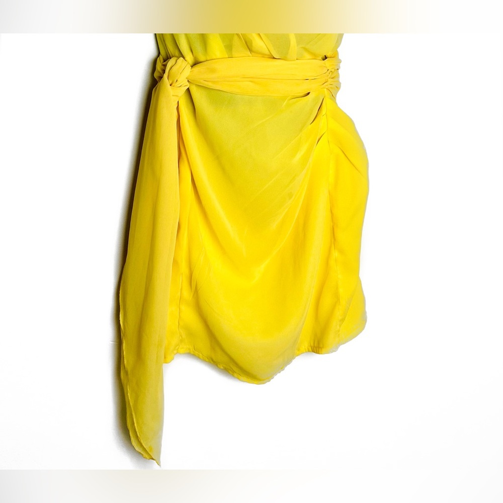 “PrettyLittleThing” Yellow One-Shoulder Knot Mini Dress - Picture 4 of 17